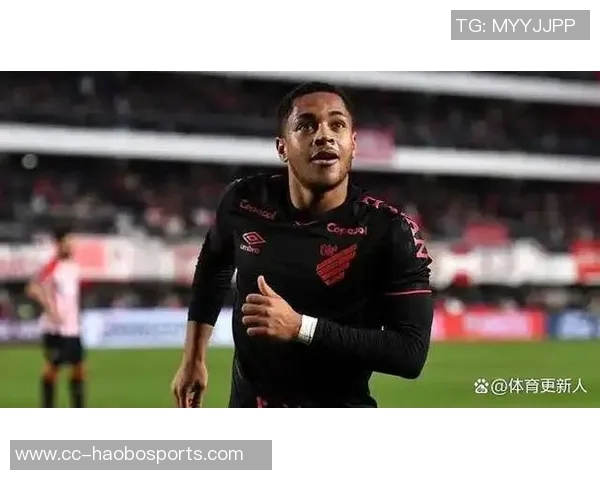 罗克重返巴甲状态火热20岁小将8场打入8球引发转会热潮