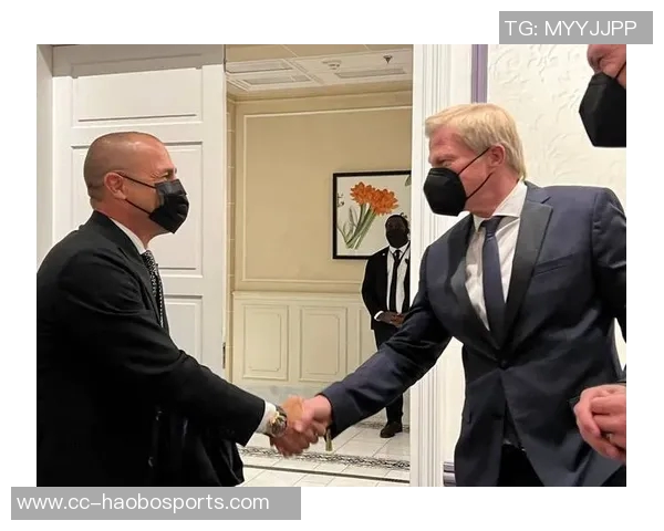 卡恩谈社交媒体影响球员自我宣传新趋势与传统媒体依赖的变化