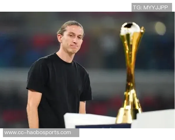 巴媒报道费利佩路易斯续约谈判遇阻因教练组合同问题