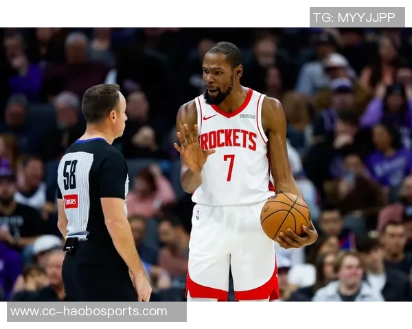 杜兰特谈火箭队潜力称需持续努力以实现目标